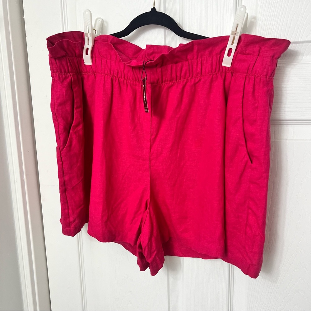 NWT Express paper bag shorts hot pink size XL